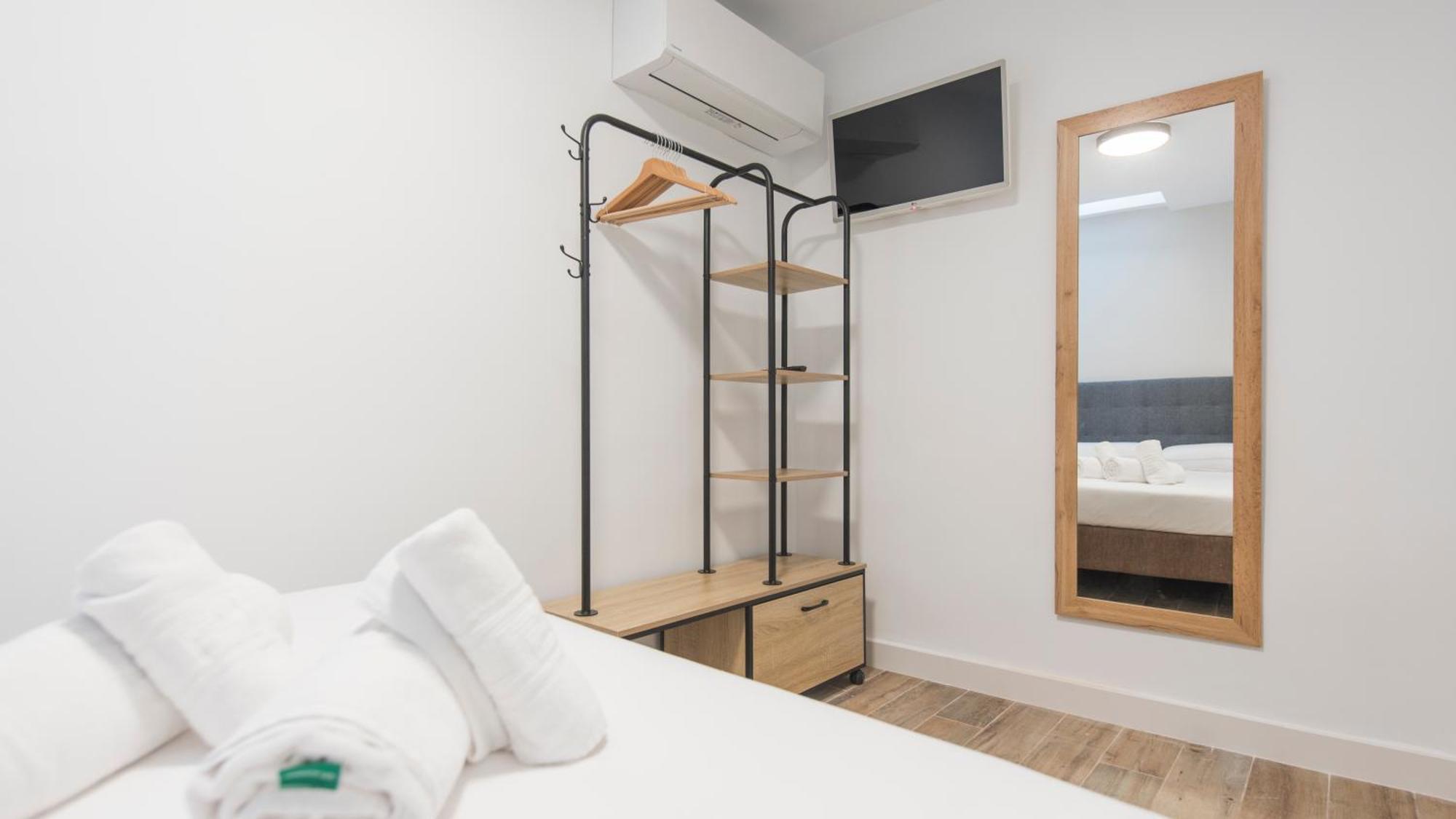 Granadal - Apartamentos Aloha Toledo Bagian luar foto